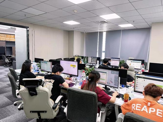 互聯網信息咨詢是一家手續齊全正規的大型綜合性金融服務企業
